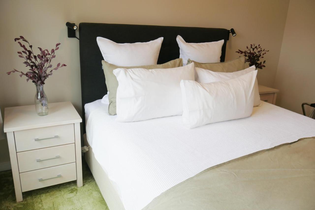 Apartment On St Georges แฮฟล็อค นอร์ท ภายนอก รูปภาพ