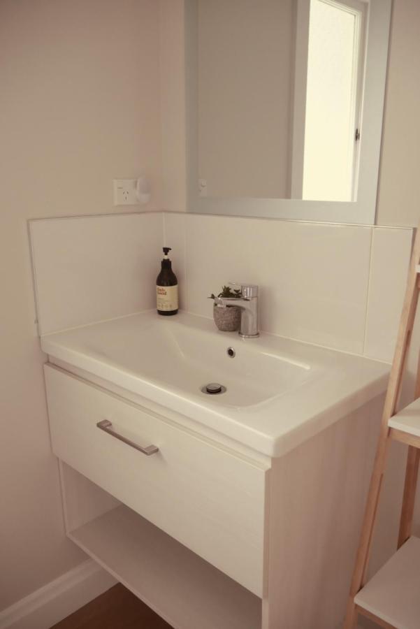 Apartment On St Georges แฮฟล็อค นอร์ท ภายนอก รูปภาพ